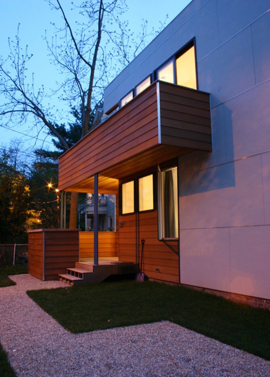 HOL Exterior3